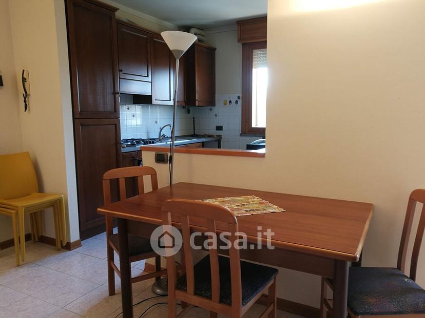 Stanza in Via Edoardo Ferravilla — foto 11 di 25