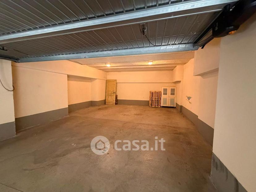 Trilocale in Via XX Settembre — foto 12 di 19
