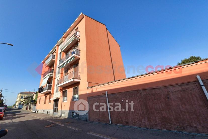 Trilocale in Via Montello 5 — foto 4 di 14
