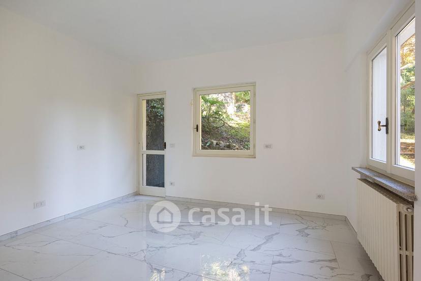 Villa in Via Angelo Cantoni 12 — foto 21 di 53