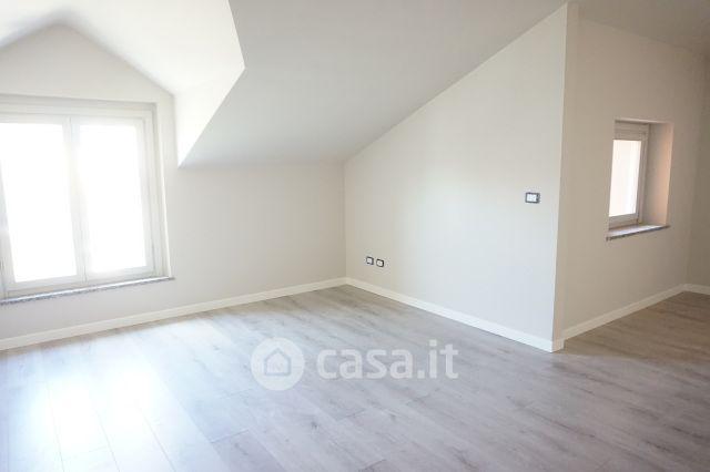 Trilocale in Via Gioacchino Rossini — foto 20 di 47