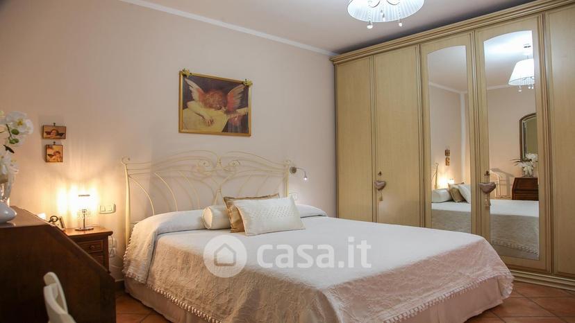 Villa in Via Pisa 23 — foto 26 di 32