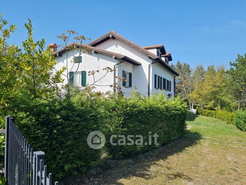 Villa in Frazione Zuccarello — foto 3 di 47