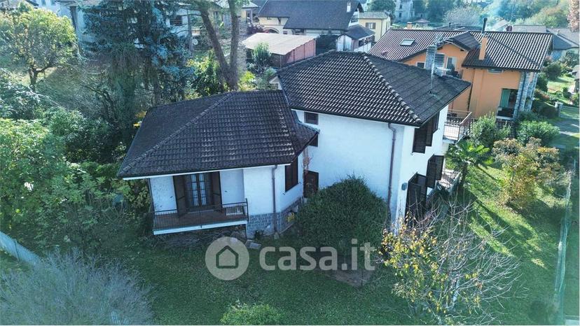 Villa in Via della Vigna 32 — foto 5 di 25