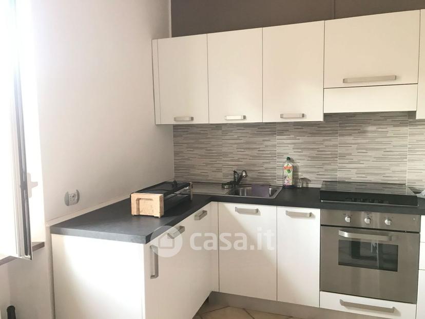 Trilocale in Via Leopoldo Gasparotto 1 — foto 12 di 14