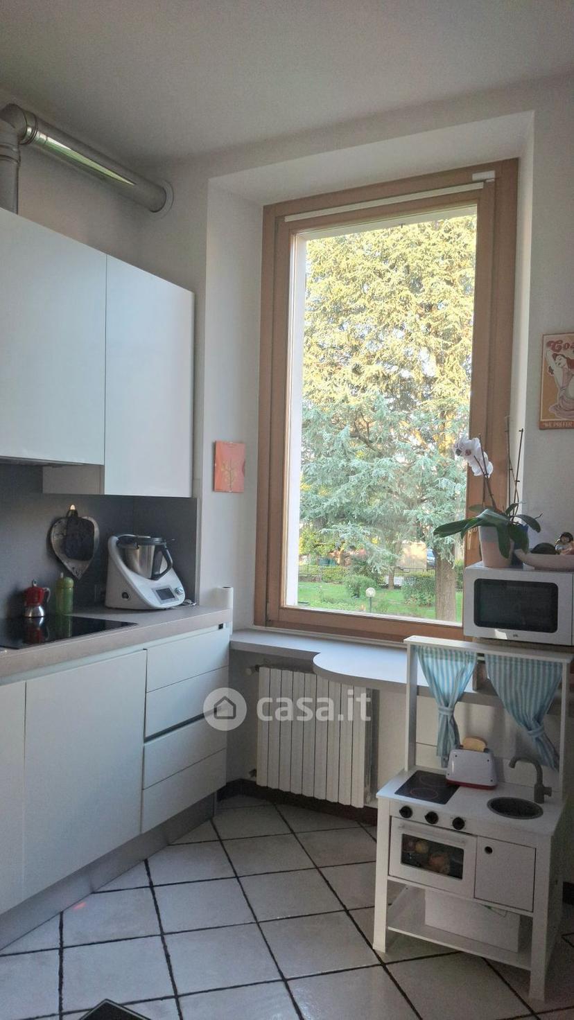 Trilocale in Via Lecco 166 — foto 16 di 31