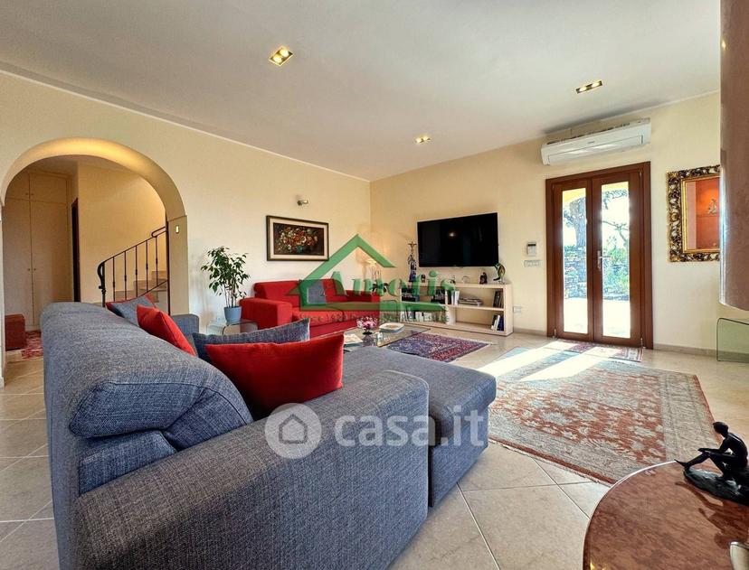 Villa in Via Cascine — foto 23 di 67