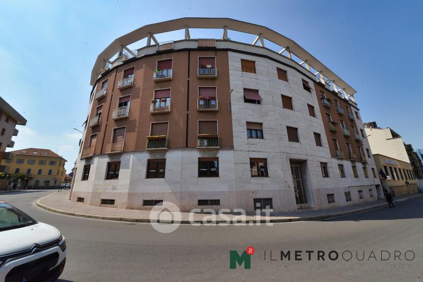 Quadrilocale in Via Enrico Arosio 3 — foto 15 di 26