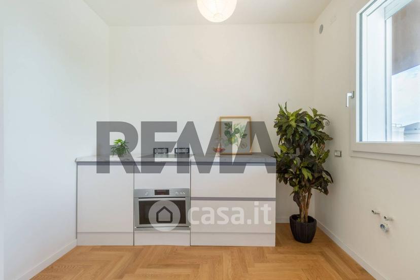Quadrilocale in Via dei Giunchi 11 — foto 31 di 39