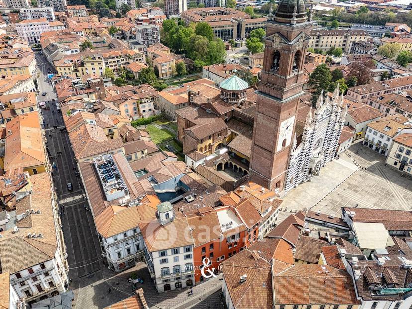 Trilocale in Piazza Duomo 2 — foto 25 di 27