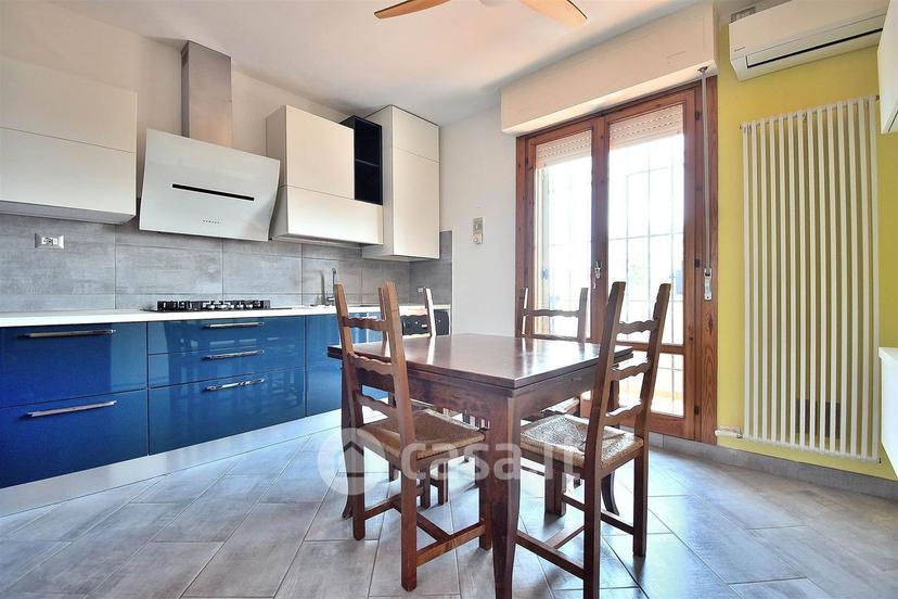 Appartamento in Via Fratelli Rosselli — foto 9 di 30