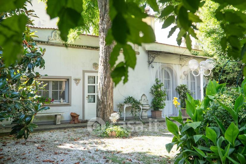 Villa in Via del Merlo — foto 4 di 99