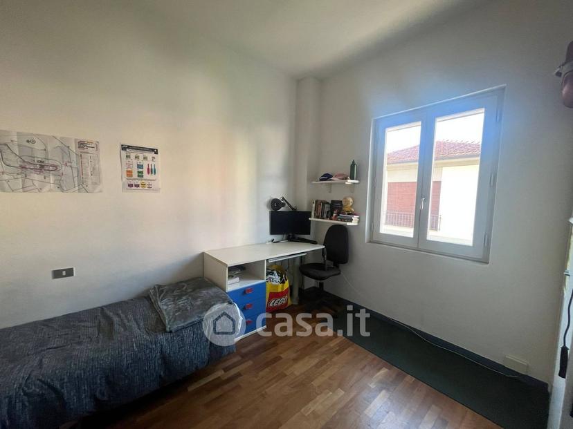 Stanza in Via Ippolito Rosellini 1