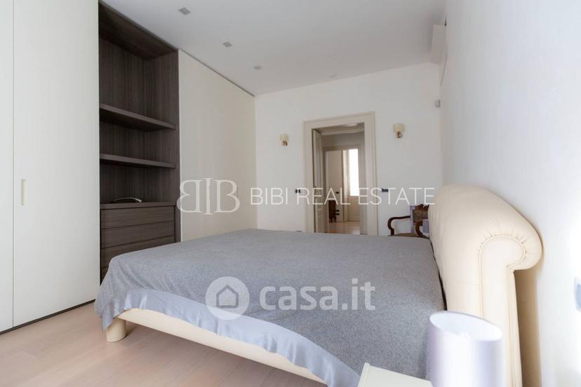 Trilocale in Via Massimo d'Azeglio 11 — foto 14 di 49