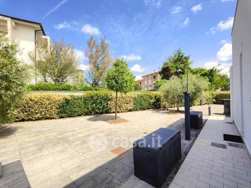 Villa in Via dei Frassini — foto 10 di 33