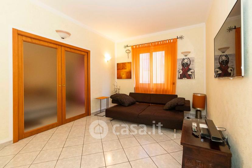 Trilocale in Via Giovanni Francesco Napione — foto 2 di 30