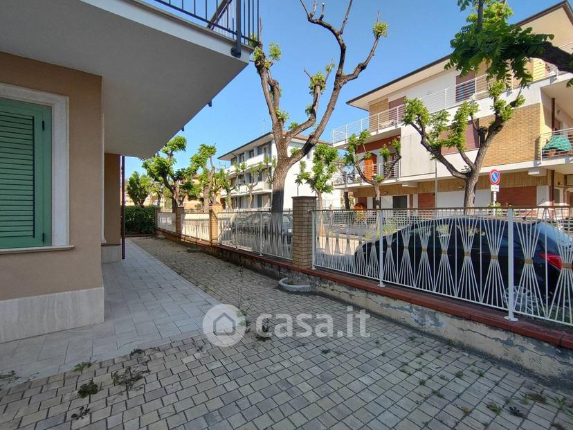 Quadrilocale in Via D. Cimarosa — foto 10 di 21