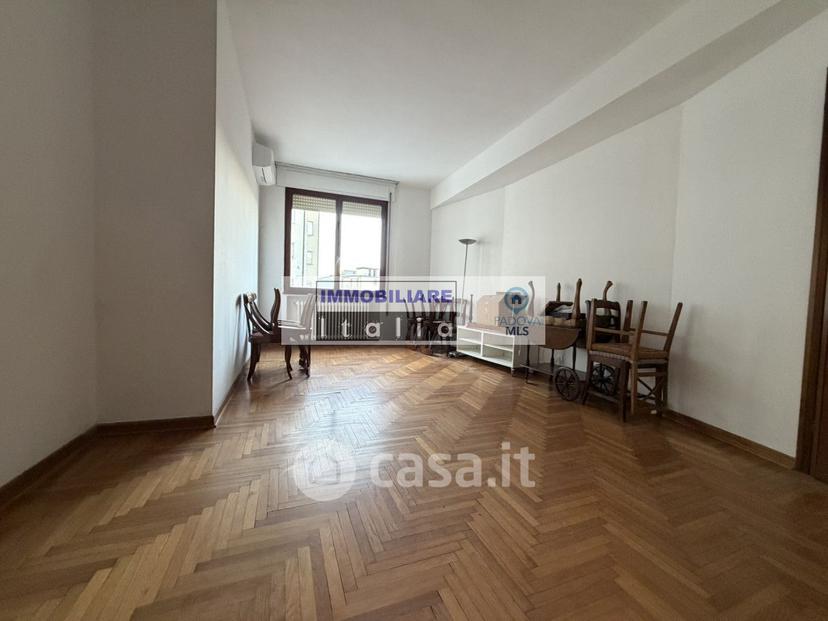 Trilocale in Via San Pietro