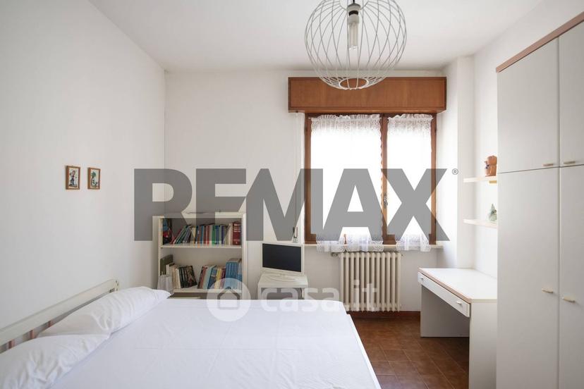 Appartamento in Via Foglia 4 — foto 2 di 41