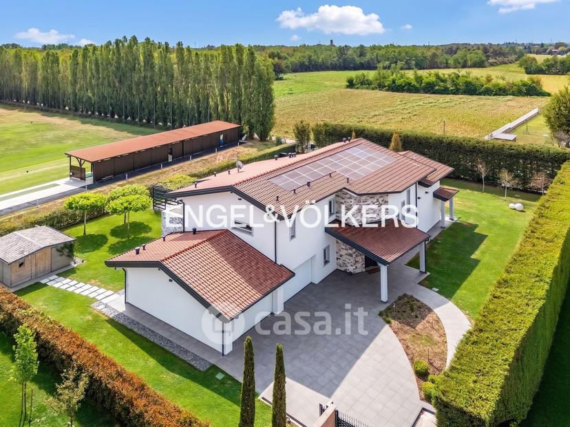 Villa in Via del Borgo 2 — foto 27 di 33