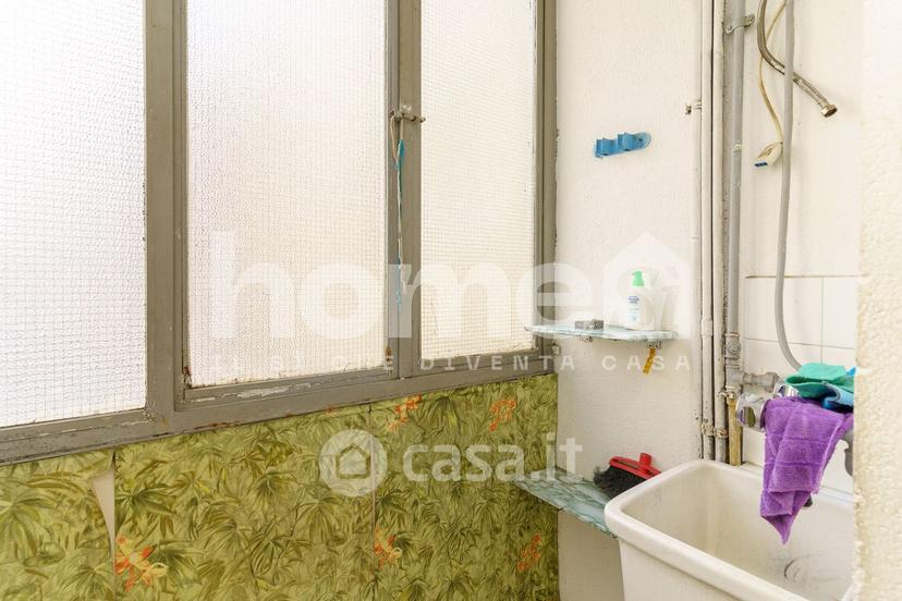 Bilocale in Via Giosuè Carducci 18 — foto 33 di 33