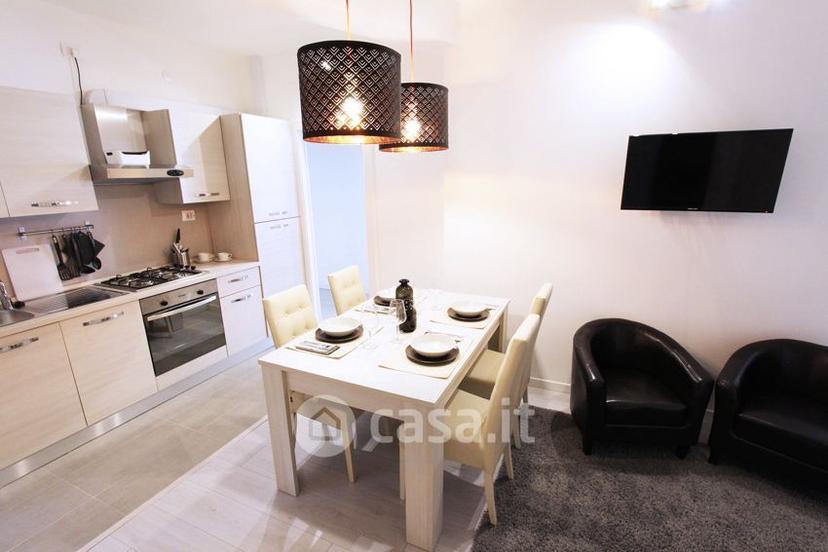 Stanza in Via Baldassarre Galuppi 11