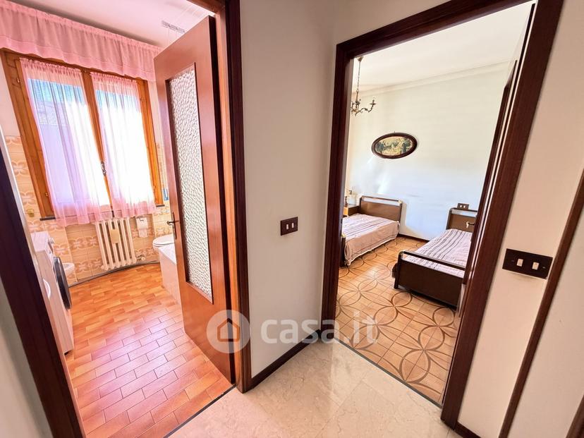 Trilocale in Via Guglielmo Marconi 7 — foto 24 di 37