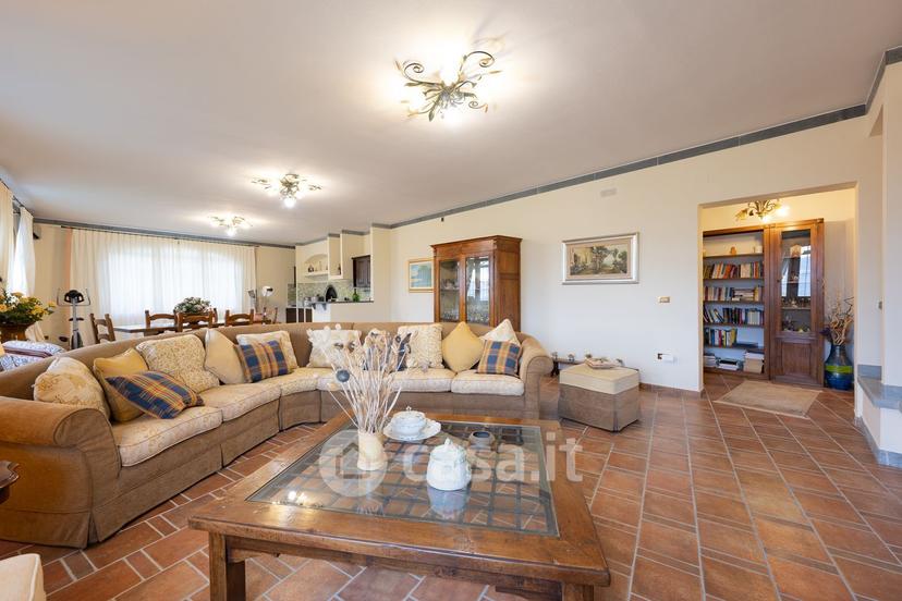 Villa in Via di Faltugnano — foto 22 di 31