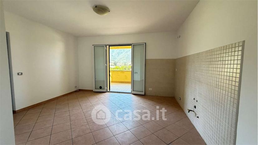 Bilocale in Via al Piemonte — foto 15 di 35
