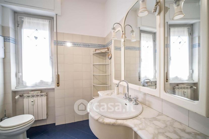 Stanza in Corso Sardegna 115 R — foto 7 di 26