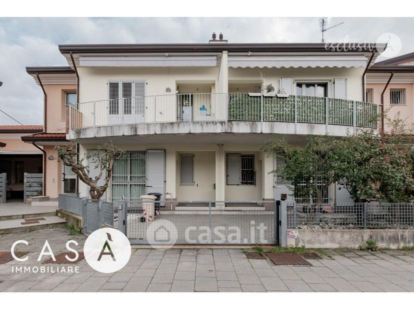 Appartamento in Via Giacomo Puccini 103 — foto 10 di 25