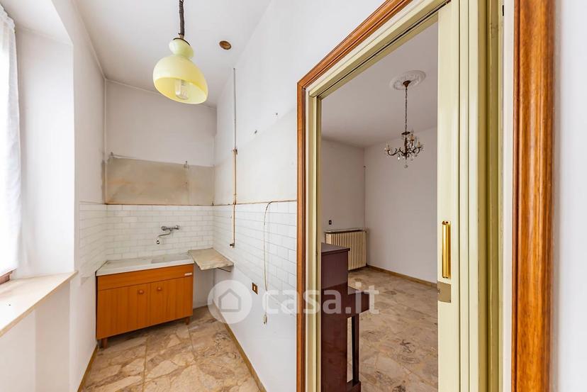 Villa in Via Monte Nevoso 10 — foto 42 di 49