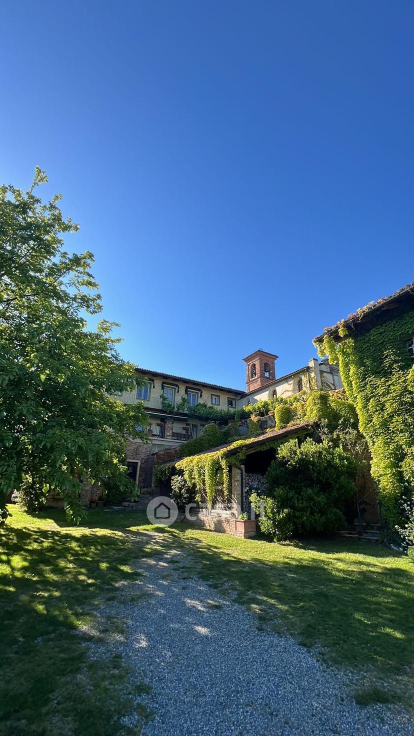 Villa in Strada Cocconito 6 — foto 14 di 34
