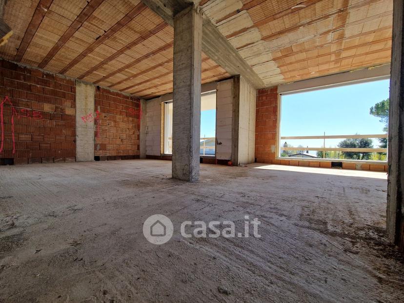 Villa in Via San Cassiano — foto 32 di 48
