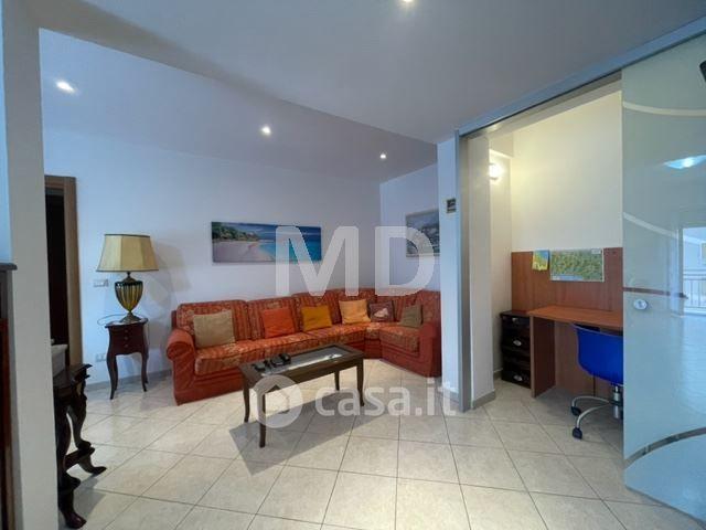 Quadrilocale in Corso Europa 5 — foto 12 di 21