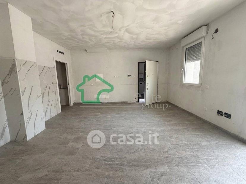 Trilocale in Viale Partigiani — foto 5 di 16
