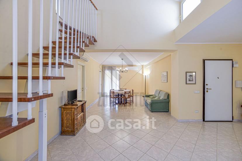 Appartamento in Via G.d. Romagnosi 42 — foto 16 di 23