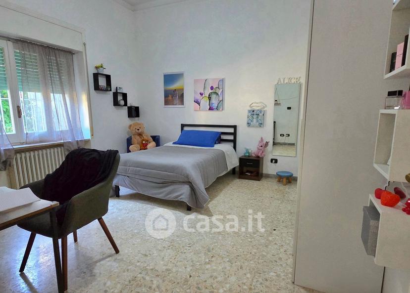 Quadrilocale in Via Toma 19 — foto 12 di 39