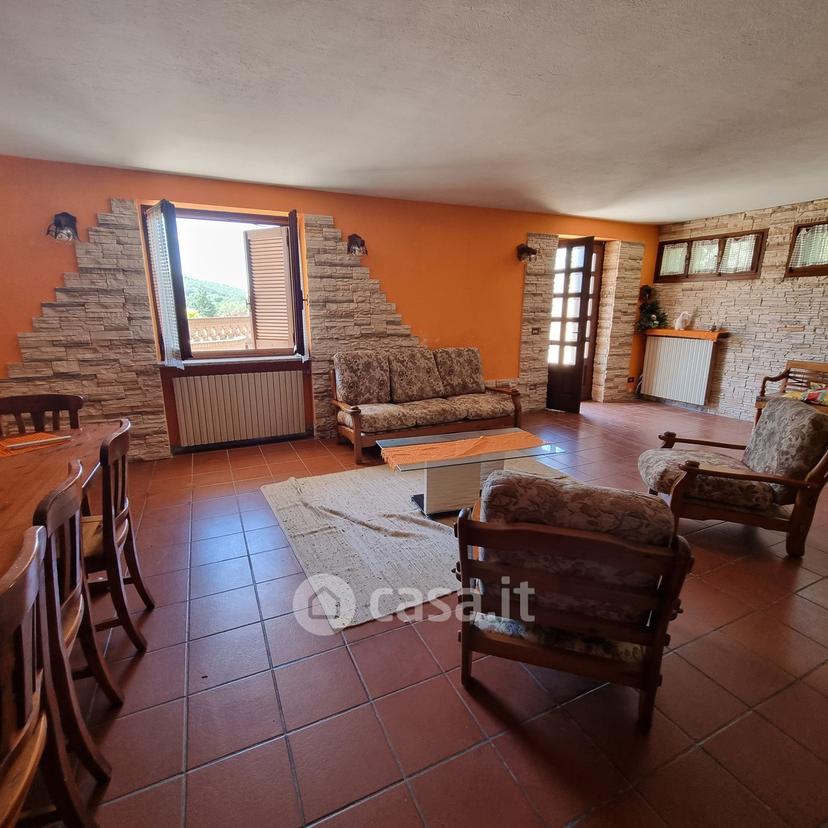 Villa in Via Alessandro Manzoni 32 — foto 24 di 63