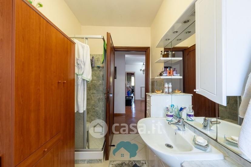 Villa in Via Col Fiorito — foto 20 di 67
