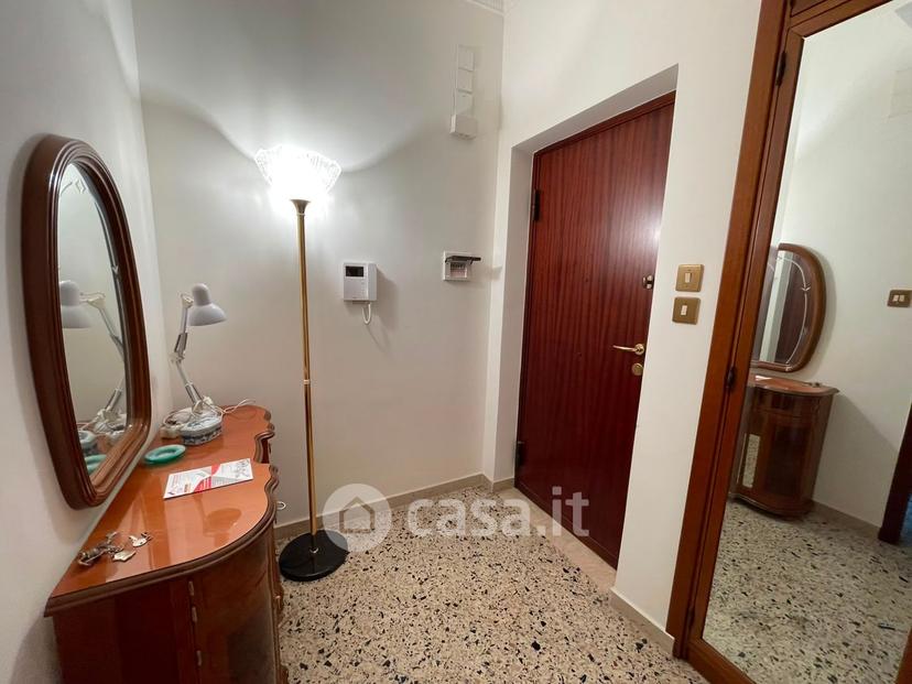 Trilocale in Via Raimondo Franchetti 13 — foto 5 di 17