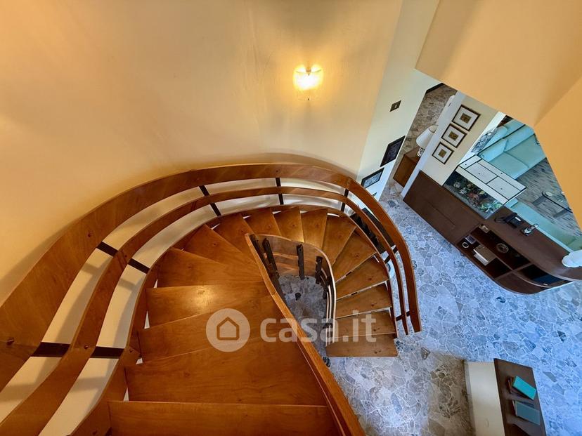 Villa in Via A. Mantegna — foto 28 di 47