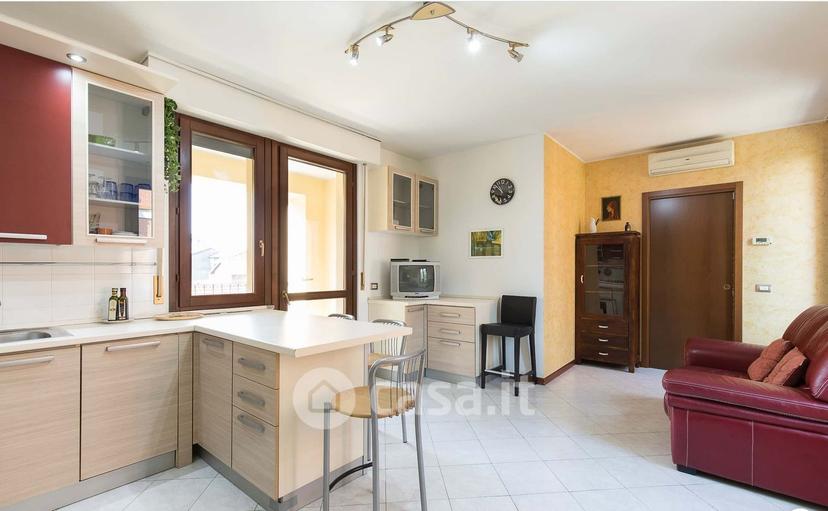 Trilocale in Via Giacomo Puccini 1 — foto 10 di 17