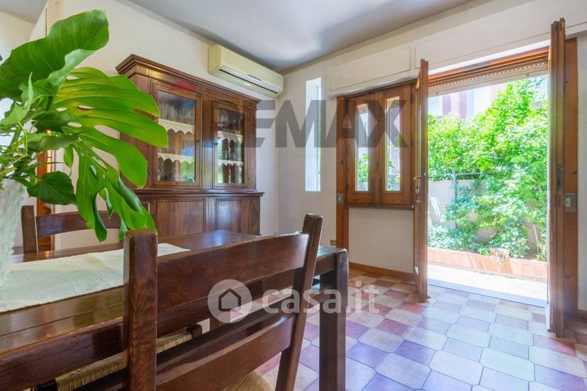 Villa in Via Bartolomeo Colleoni 10 — foto 16 di 46