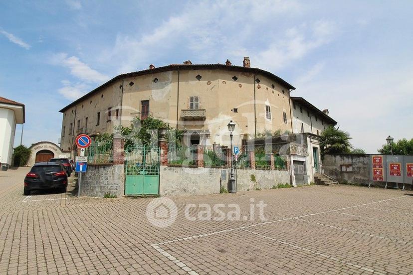 Appartamento in Piazza Castello 4 — foto 3 di 52