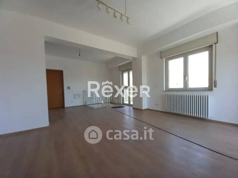 Appartamento in Via Enrico de Nicola — foto 9 di 10