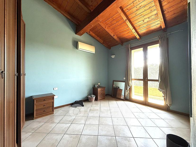 Bilocale in Via Selice 29 M — foto 7 di 23