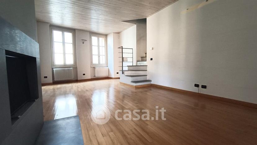 Trilocale in Piazza Giuseppe Garibaldi — foto 21 di 49