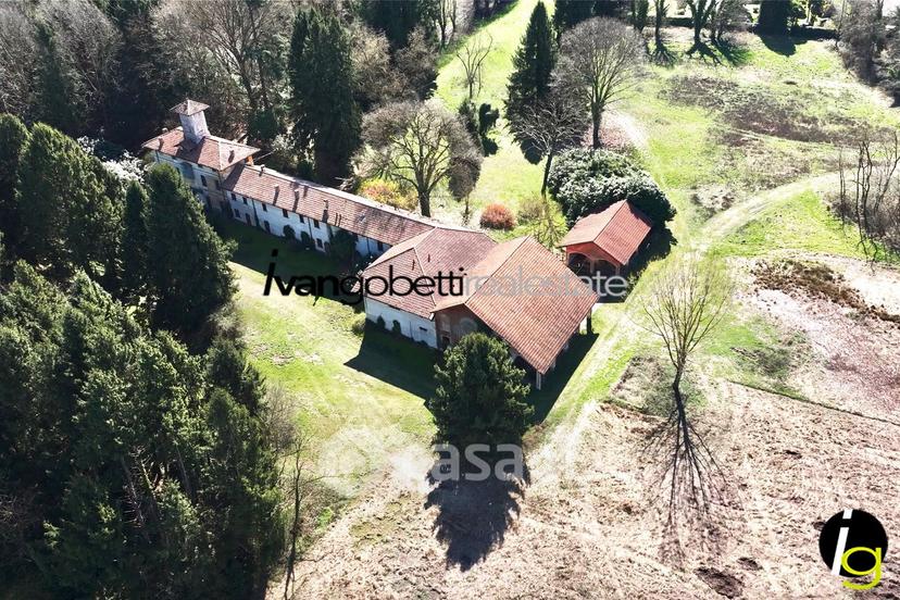 Villa in Via Sempione 13 — foto 38 di 40