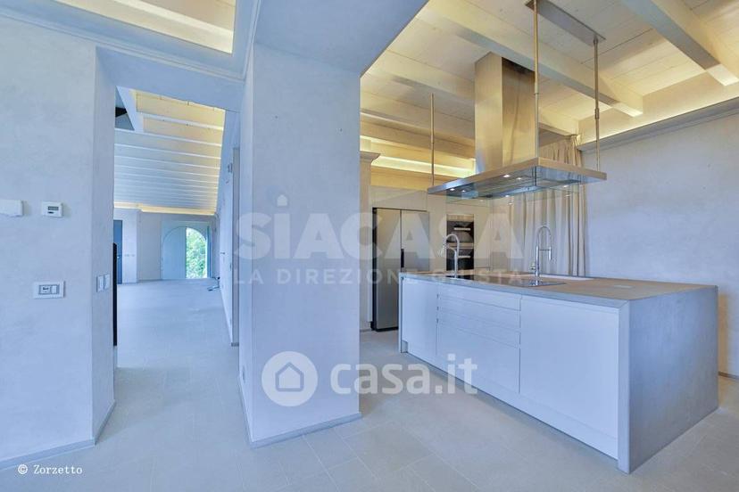 Villa in Via Belvedere 37 — foto 91 di 95